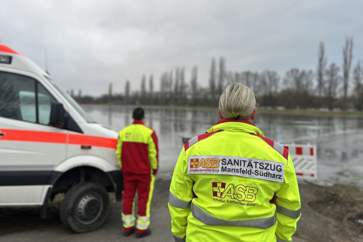 Hochwasser Helme bearbeitet.jpg